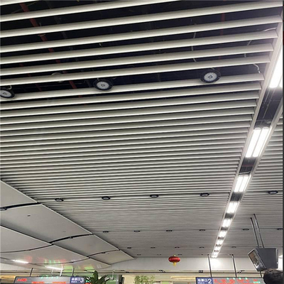 алюминиевый потолок металла 50x150 прессовал в форме Пул система потолка дефлектора