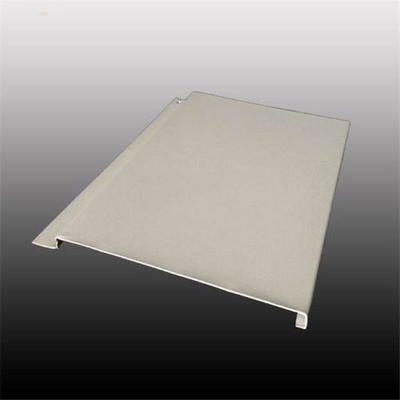Ширина панелей потолка 100mm металла алюминия прокладки 0.5mm g пудрит покрытый