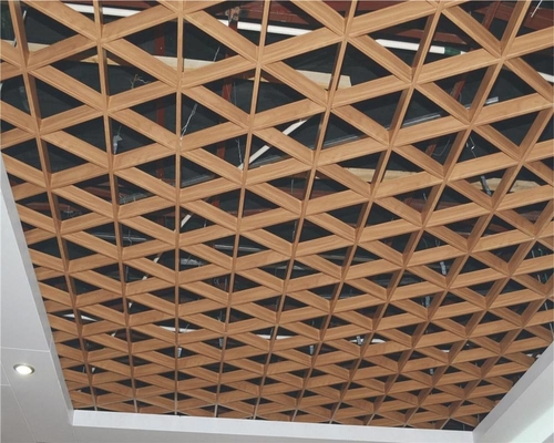 Триангулярный открытый потолок металла клетки кроет пефорированный алюминиевый потолок черепицей гриля металла