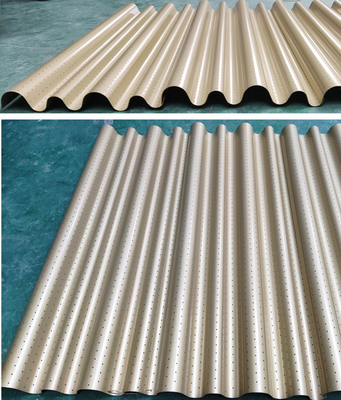 Алюминиевый рифленый потолок металла обшивает панелями покрытый порошок полиэстера