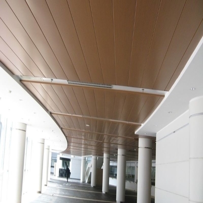 прокладка потолка s металла ширины 600mm алюминиевая для торгового центра