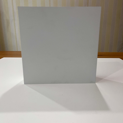 Звукоизоляционный потолок 300x100x1000mm дефлектора белой коробки Alumimum