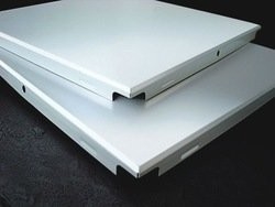 зажим 600x600mm в потолке с толщиной край 30mm скошенный и квадратный